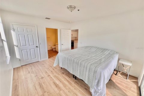 Condo in Flagler Beach, Florida, 2 bedrooms  № 1773106 - photo 25