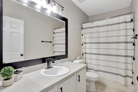 House in Kissimmee, Florida 3 bedrooms, 128.48 sq.m. № 1908552 - photo 18