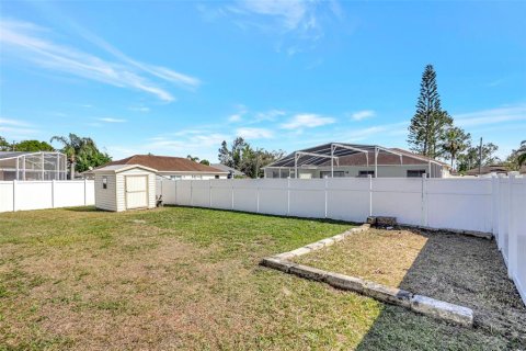 House in Kissimmee, Florida 3 bedrooms, 128.48 sq.m. № 1908552 - photo 25