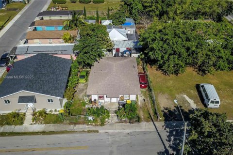 Villa ou maison à vendre à Homestead, Floride: 3 chambres, 78.97 m2 № 1758749 - photo 2