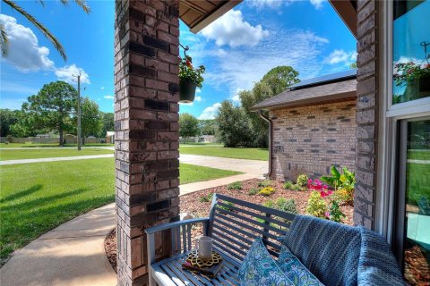 Villa ou maison à vendre à Mims, Floride: 3 chambres, 155.61 m2 № 2334291 - photo 4