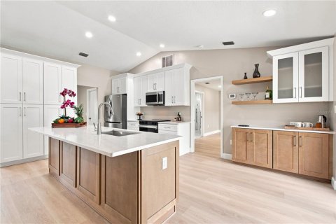 Villa ou maison à vendre à Mims, Floride: 3 chambres, 155.61 m2 № 2334291 - photo 12