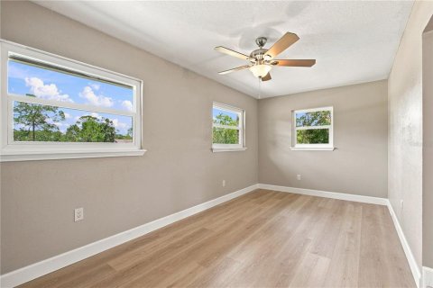 Villa ou maison à vendre à Mims, Floride: 3 chambres, 155.61 m2 № 2334291 - photo 18