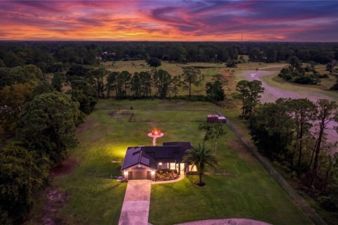 Villa ou maison à Mims, Floride 3 chambres, 139.82 m2 № 2334291