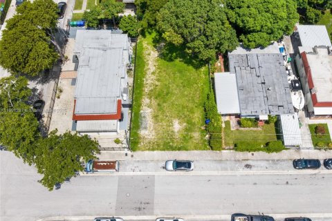 Terrain à vendre à Miami, Floride № 1946335 - photo 5