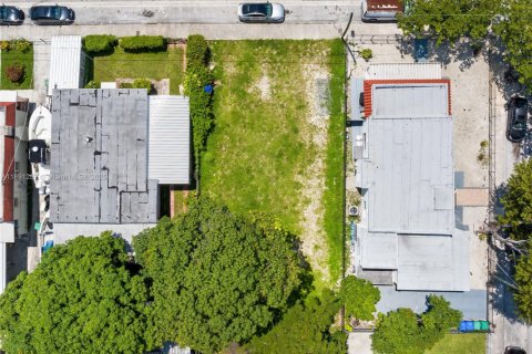 Terrain à vendre à Miami, Floride № 1946335 - photo 8