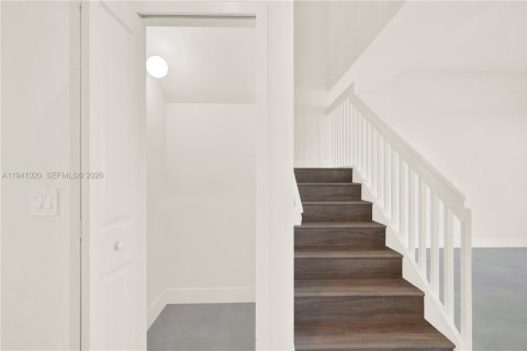 Townhouse in Homestead, Florida 3 bedrooms, 144.74 sq.m. № 1998088 - photo 17