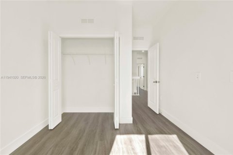 Townhouse in Homestead, Florida 3 bedrooms, 144.74 sq.m. № 1998088 - photo 30