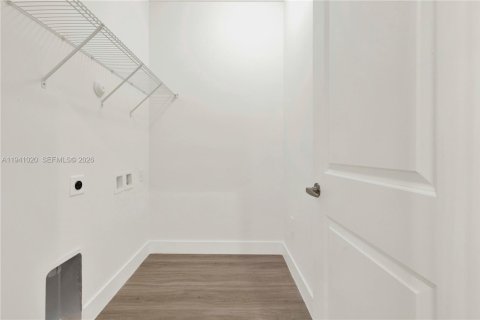 Townhouse in Homestead, Florida 3 bedrooms, 144.74 sq.m. № 1998088 - photo 26