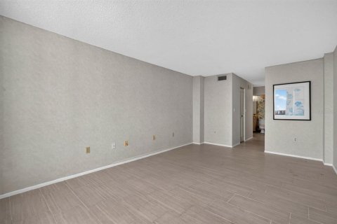 Copropriété à vendre à Daytona Beach, Floride: 1 chambre, 76.37 m2 № 2149529 - photo 18