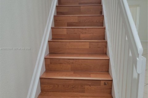 Touwnhouse à louer à Miramar, Floride: 3 chambres, 121.33 m2 № 2188573 - photo 7