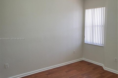 Touwnhouse à louer à Miramar, Floride: 3 chambres, 121.33 m2 № 2188573 - photo 11