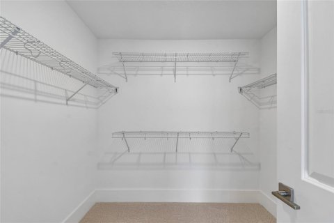 Townhouse in Oviedo, Florida 4 bedrooms, 188.13 sq.m. № 2208809 - photo 22