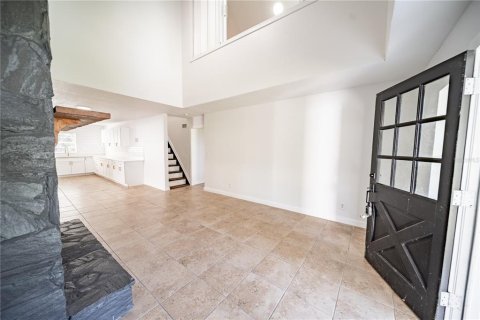 Casa en venta en Deltona, Florida, 5 dormitorios, 206.8 m2 № 1883282 - foto 5
