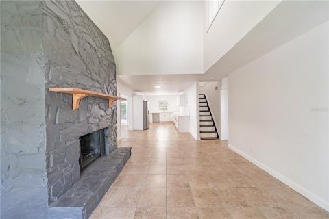 Casa en venta en Deltona, Florida, 5 dormitorios, 206.8 m2 № 1883282 - foto 6