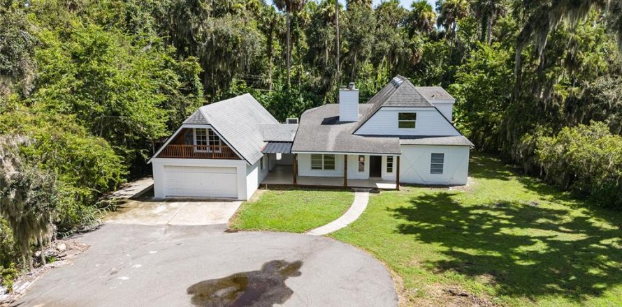 Casa en Deltona, Florida 5 dormitorios, 206.8 m2 № 1883282