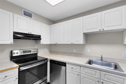 Copropriété à vendre à Maitland, Floride: 1 chambre, 51.1 m2 № 1906530 - photo 9