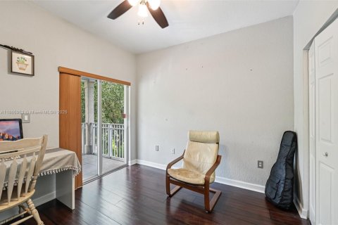 House in Homestead, Florida 4 bedrooms, 163.69 sq.m. № 1897124 - photo 30