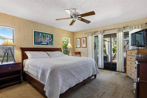 Casa en venta en Palm Harbor, Florida, 3 dormitorios, 192.12 m2 № 2384333 - foto 13