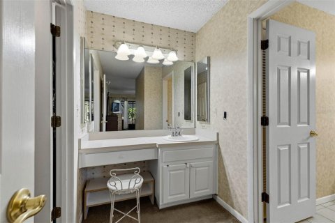 Casa en venta en Palm Harbor, Florida, 3 dormitorios, 192.12 m2 № 2384333 - foto 16