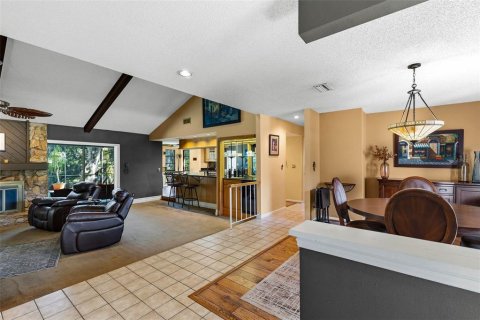 Casa en venta en Palm Harbor, Florida, 3 dormitorios, 192.12 m2 № 2384333 - foto 4