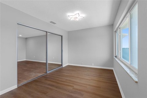 Condominio en venta en Belleair Bluffs, Florida, 2 dormitorios, 146.79 m2 № 2151446 - foto 29