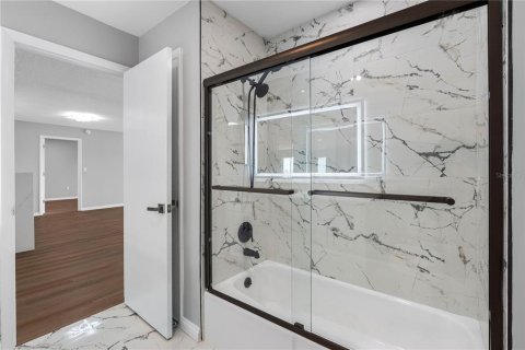 Condominio en venta en Belleair Bluffs, Florida, 2 dormitorios, 146.79 m2 № 2151446 - foto 18