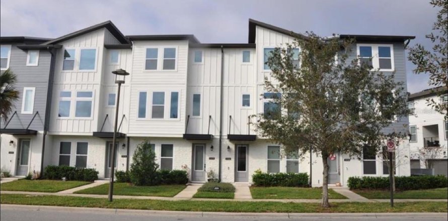 Townhouse in Orlando, Florida 3 bedrooms, 185.62 sq.m. № 2197557