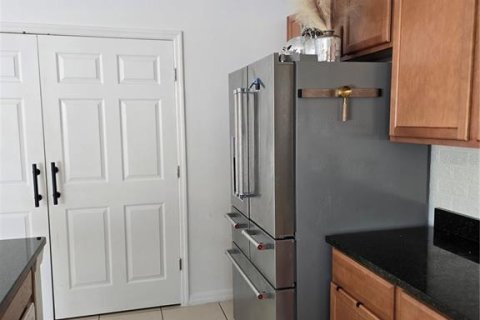 Casa en venta en Kissimmee, Florida, 4 dormitorios, 261.43 m2 № 2287365 - foto 6