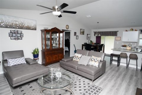 Casa en venta en Dunnellon, Florida, 3 dormitorios, 129.78 m2 № 1843162 - foto 2