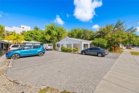 Commercial property in Fort Lauderdale, Florida № 2292742 - photo 7