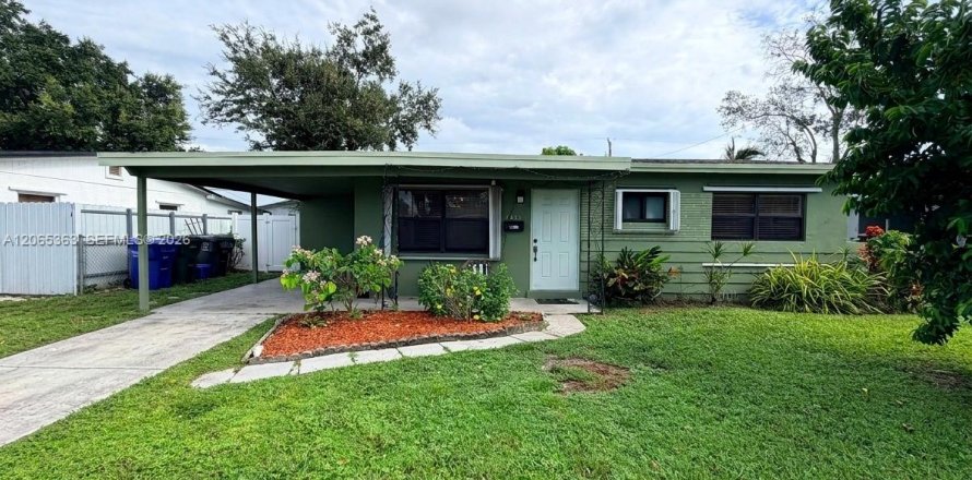 Villa ou maison à Hollywood, Floride 3 chambres, 99.87 m2 № 2278742