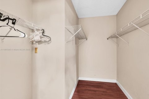Copropriété à louer à Lauderhill, Floride: 2 chambres, 87.33 m2 № 2015713 - photo 29