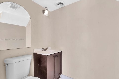Copropriété à louer à Lauderhill, Floride: 2 chambres, 87.33 m2 № 2015713 - photo 10