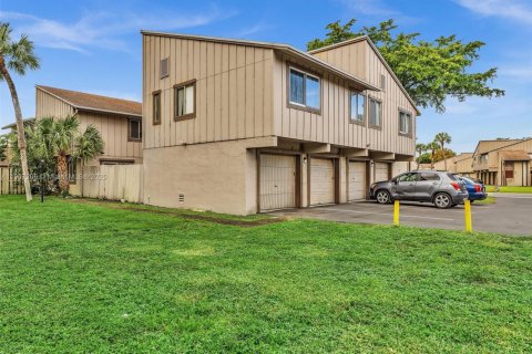 Condo à Lauderhill, Floride, 2 chambres  № 2015713