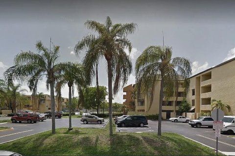 Кондоминиум с 2 спальнями в Майами, Флорида № 2066683