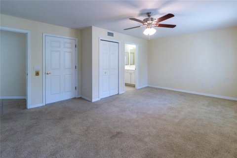 Townhouse in Palmetto, Florida 4 bedrooms, 241.92 sq.m. № 1772128 - photo 7