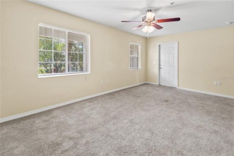 Townhouse in Palmetto, Florida 4 bedrooms, 241.92 sq.m. № 1772128 - photo 10