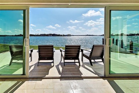 Casa en venta en Venice, Florida, 1 dormitorio, 109.44 m2 № 2231546 - foto 2