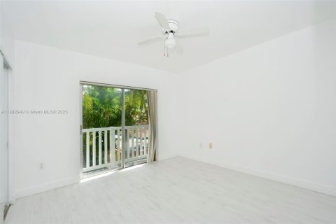 Appartement à louer à Miami Beach, Floride: 1 chambre, 48.31 m2 № 1931992 - photo 2