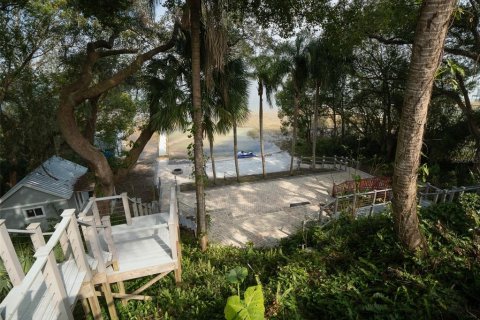 Villa ou maison à vendre à Weirsdale, Floride: 3 chambres, 455.13 m2 № 1721645 - photo 28