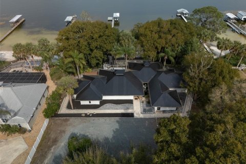 Villa ou maison à vendre à Weirsdale, Floride: 3 chambres, 455.13 m2 № 1721645 - photo 1