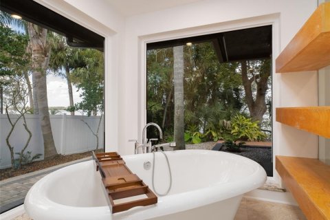 Villa ou maison à vendre à Weirsdale, Floride: 3 chambres, 455.13 m2 № 1721645 - photo 14