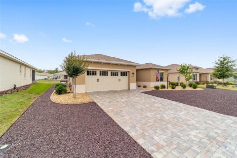Villa ou maison à vendre à Ocala, Floride: 3 chambres, 251.11 m2 № 2133494 - photo 2