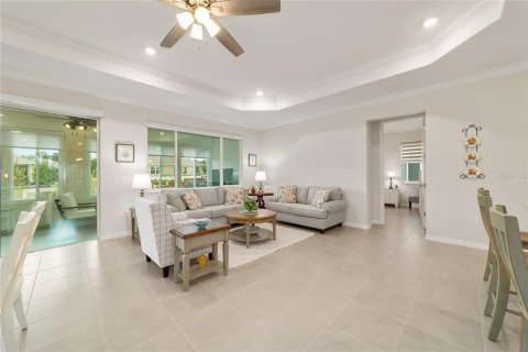 Villa ou maison à vendre à Ocala, Floride: 3 chambres, 251.11 m2 № 2133494 - photo 9