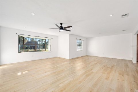 Villa ou maison à vendre à Ormond Beach, Floride: 3 chambres, 184.5 m2 № 2091580 - photo 21