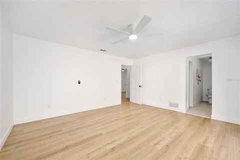 Villa ou maison à vendre à Ormond Beach, Floride: 3 chambres, 184.5 m2 № 2091580 - photo 8