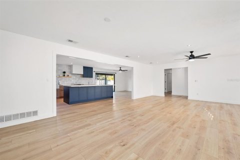 Villa ou maison à vendre à Ormond Beach, Floride: 3 chambres, 184.5 m2 № 2091580 - photo 24