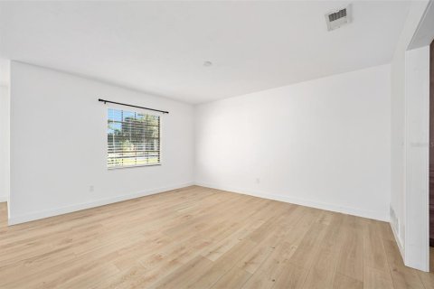 Villa ou maison à vendre à Ormond Beach, Floride: 3 chambres, 184.5 m2 № 2091580 - photo 23