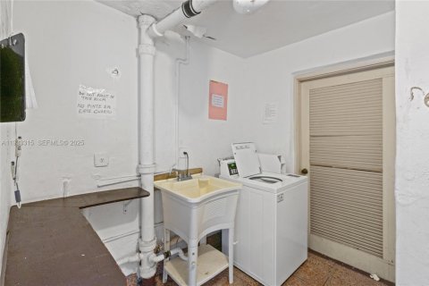 Снять в аренду кондоминиум в Майами, Флорида 1 спальня, 76.64м2, № 1992618 - фото 27